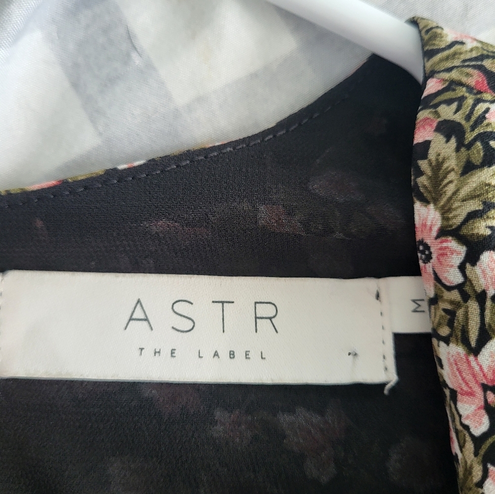 Astr The label Pink Floral Dress - M - Picture 2 of 7